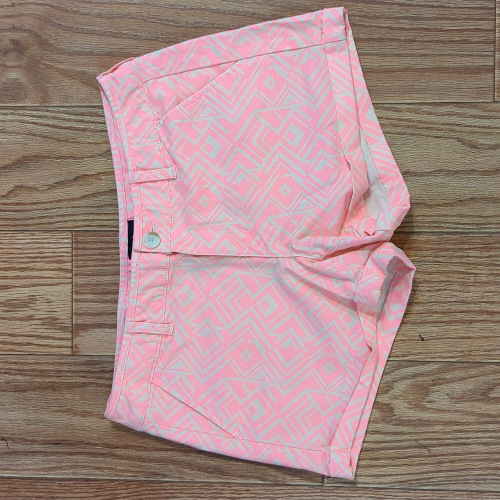 American Eagle hot pink and ecru 3" midi stretch shorts, women's 10